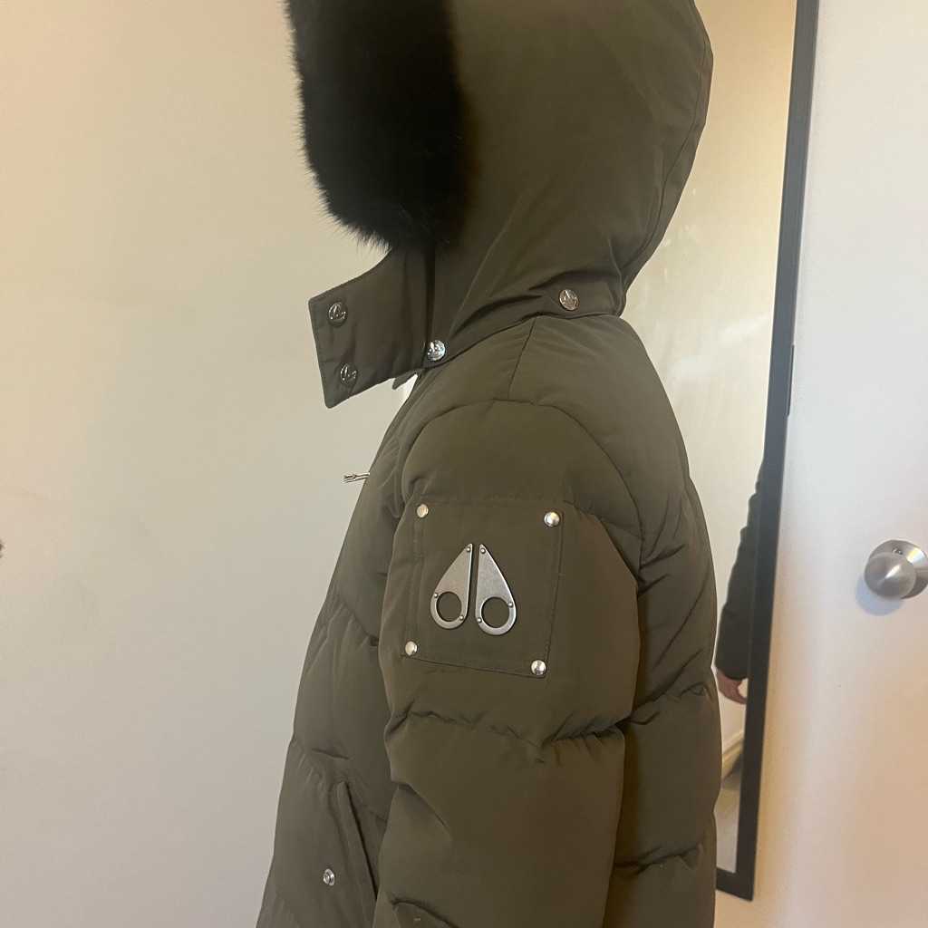 Moose Knuckles Boys Jacket Amazing Condition